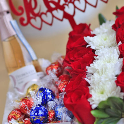 Jardín de Rosas, Chocolates y Vino Espumoso