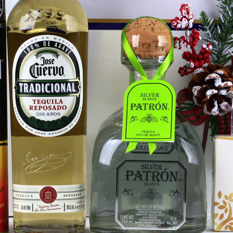 Regalo con Tequilas José Cuervo y Patrón, Charcutería, Quesos y Más.